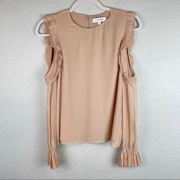 Intermix Nelly Silk Ruffle Cold Shoulder Blouse in Blush Pleated Women's Size 0 - Picture 3 of 10